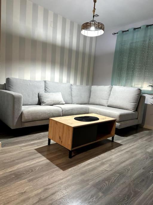 Apartamento Turistico Ohana Nani Кордоба Екстериор снимка